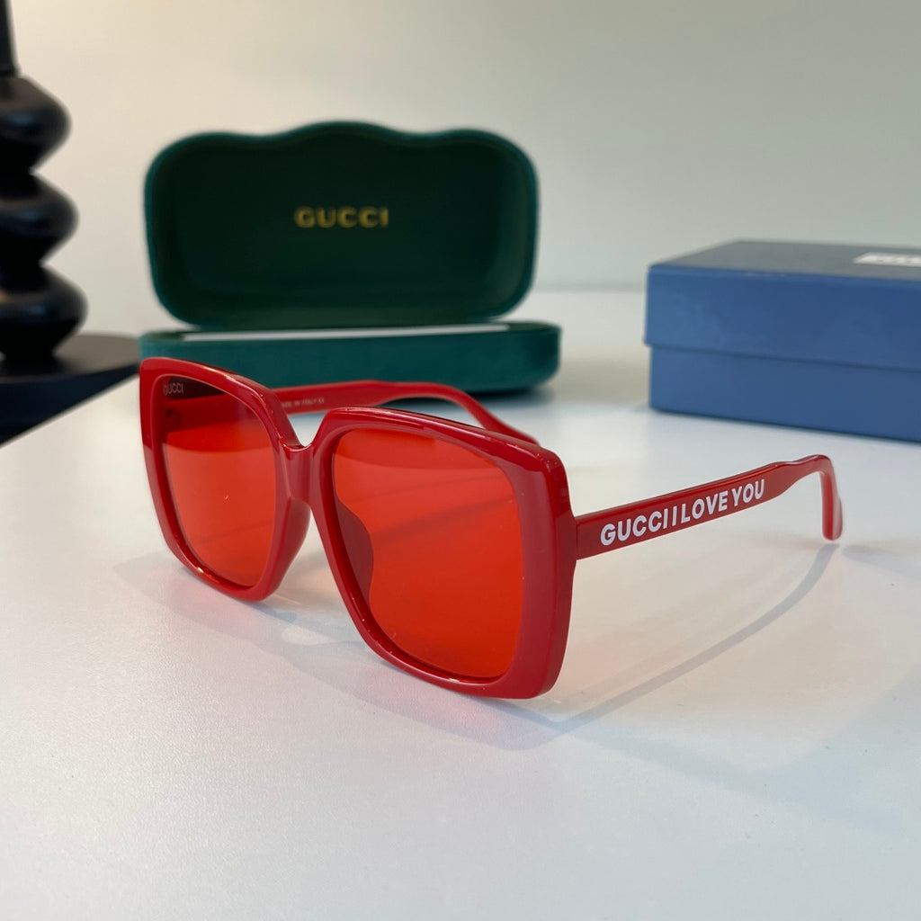 Gucci Oversized Red Lens Sunglasses for Men & Women - 398443 - detail image 3