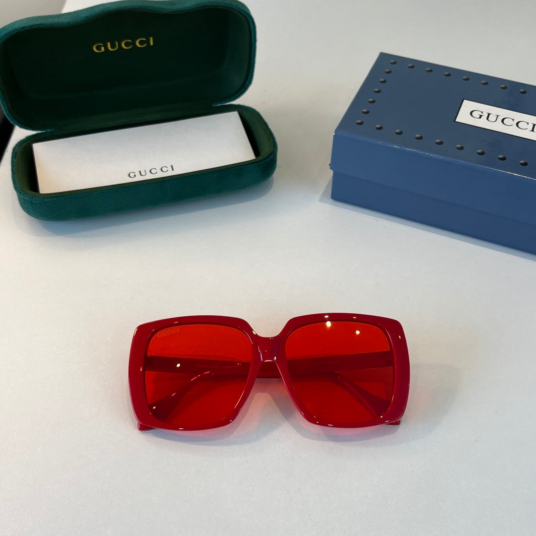 Gucci Oversized Red Lens Sunglasses for Men & Women - 398443 - detail image 5