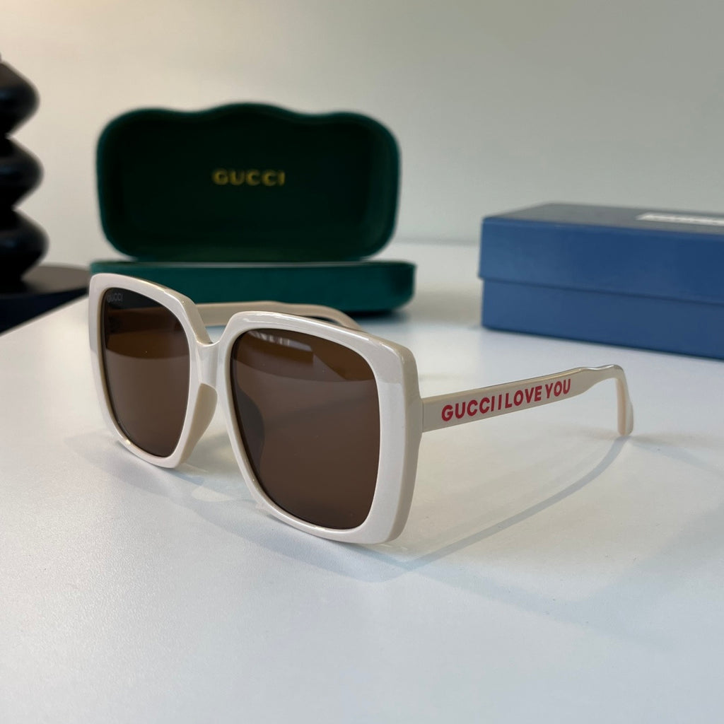 Gucci Oversized Brown Lens Sunglasses for Men & Women - 398444 - detail image 3