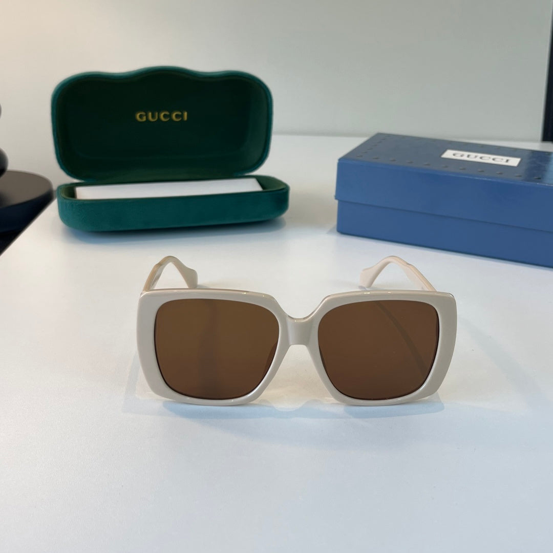 Gucci Oversized Brown Lens Sunglasses for Men & Women - 398444 - detail image 2