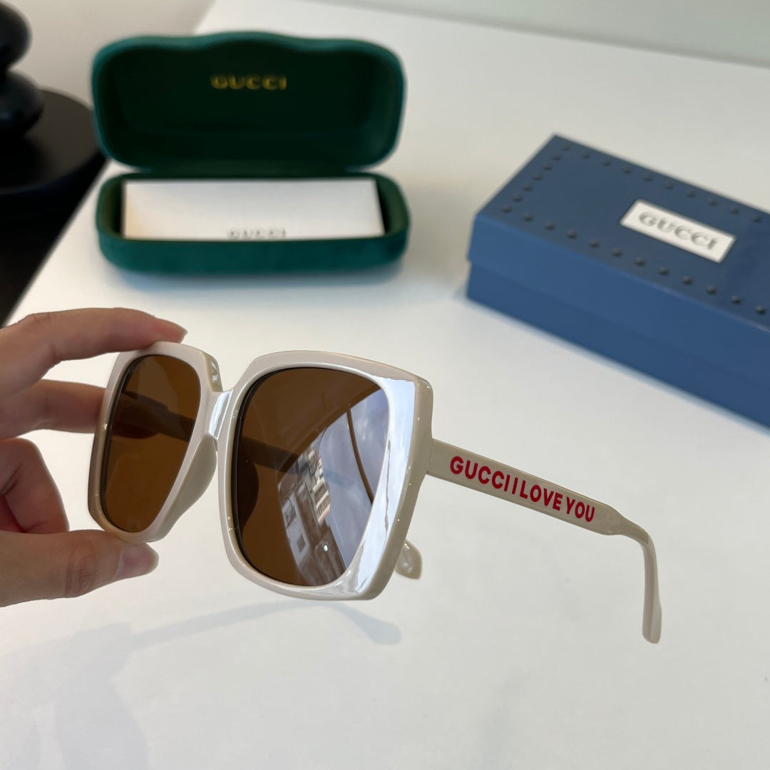 Gucci Oversized Brown Lens Sunglasses for Men & Women - 398444 - detail image 4