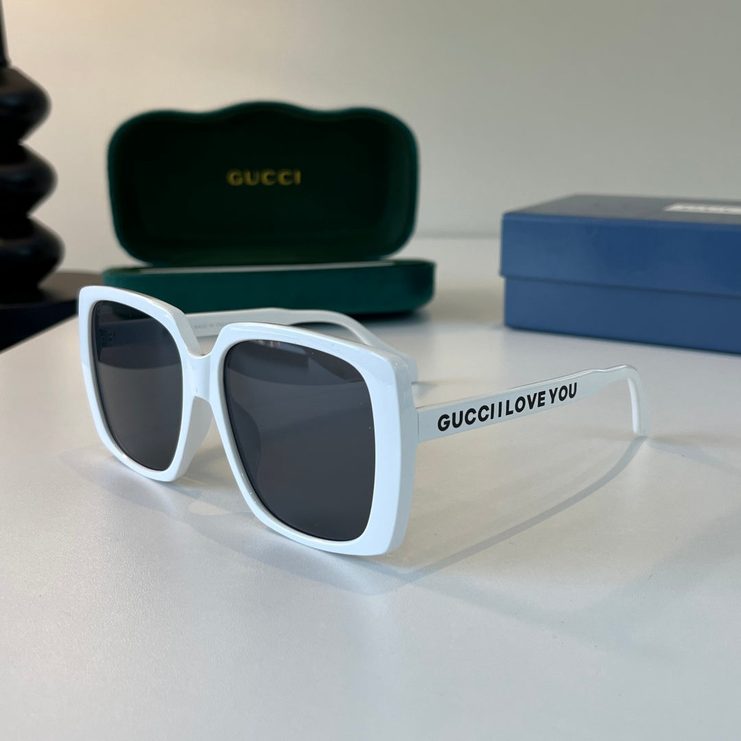 Gucci Oversized Silver Lens Sunglasses for Men & Women - 398445 - detail image 3