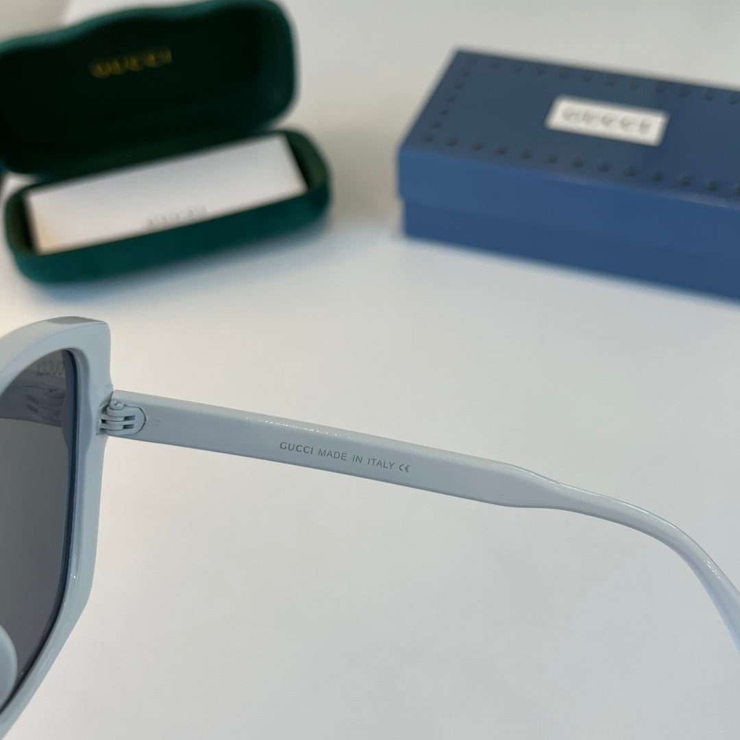 Gucci Oversized Silver Lens Sunglasses for Men & Women - 398445 - detail image 10