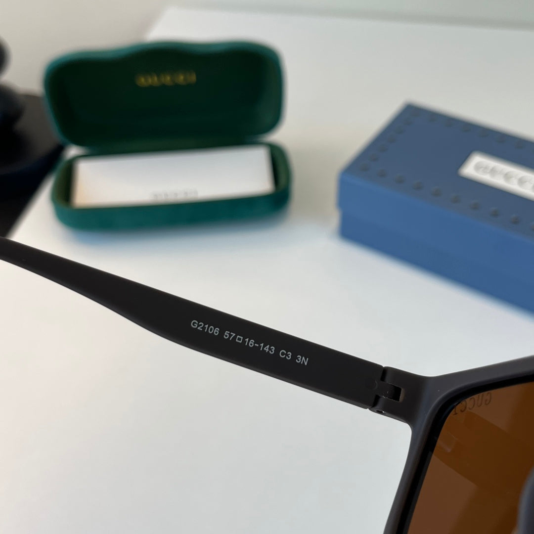 Gucci Fashion Black Lens Sunglasses for Men & Women - 398446 - detail image 9