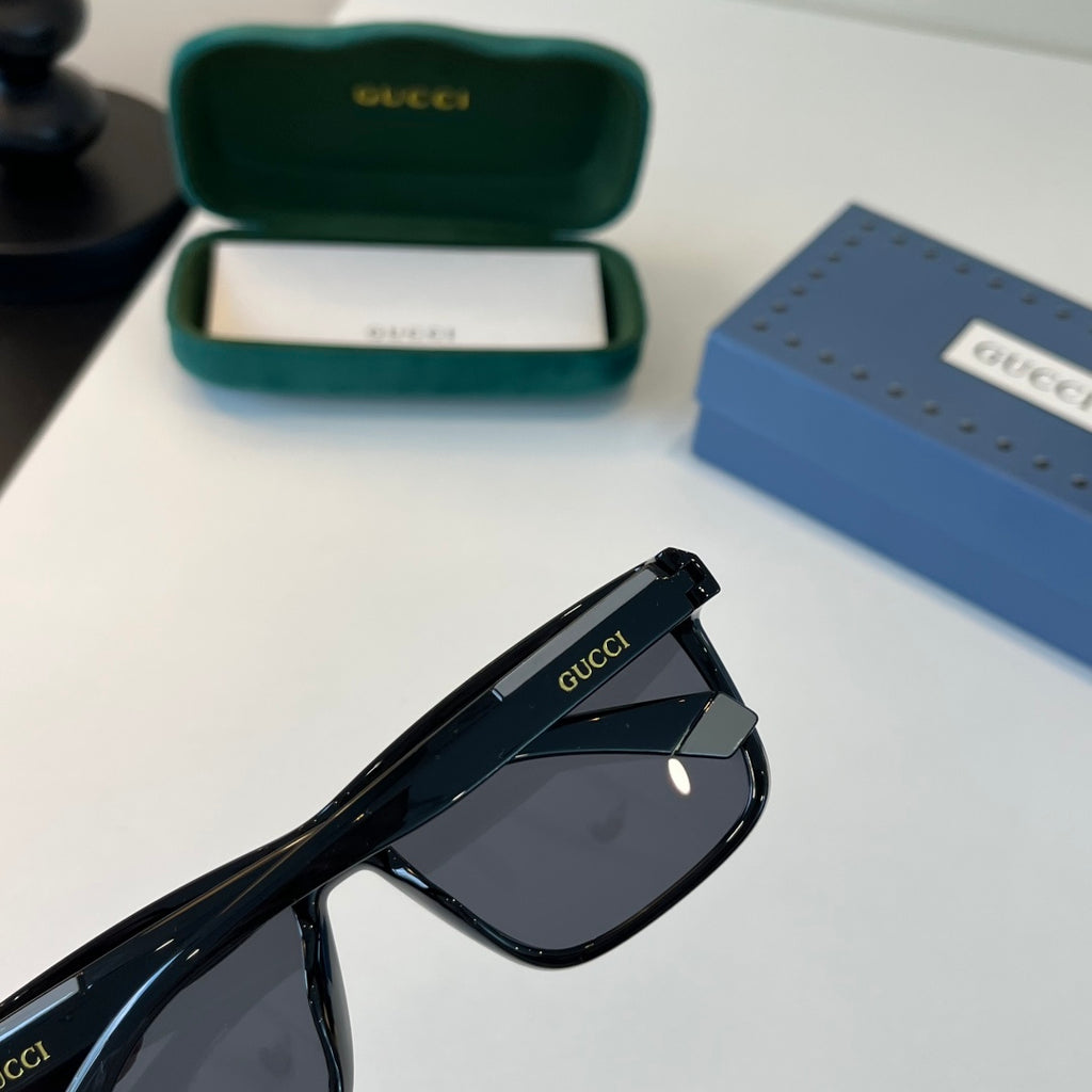 Gucci Fashion Black Lens Sunglasses for Men & Women - 398448 - detail image 7