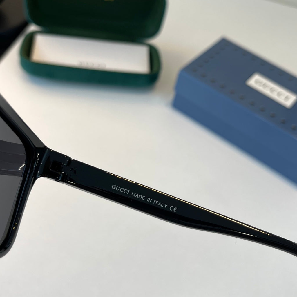 Gucci Fashion Black Lens Sunglasses for Men & Women - 398448 - detail image 10