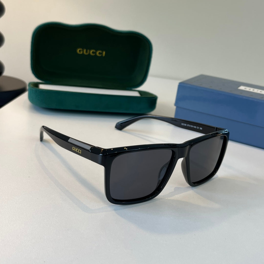 Gucci Fashion Black Lens Sunglasses for Men & Women - 398448