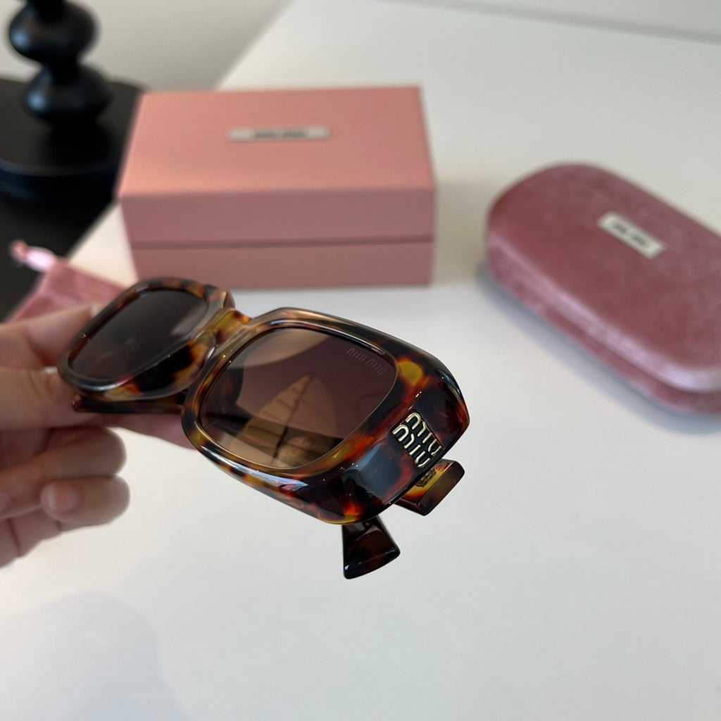 Miu Miu Fashion Black Lens Sunglasses for Men & Women - 358667 - detail image 6