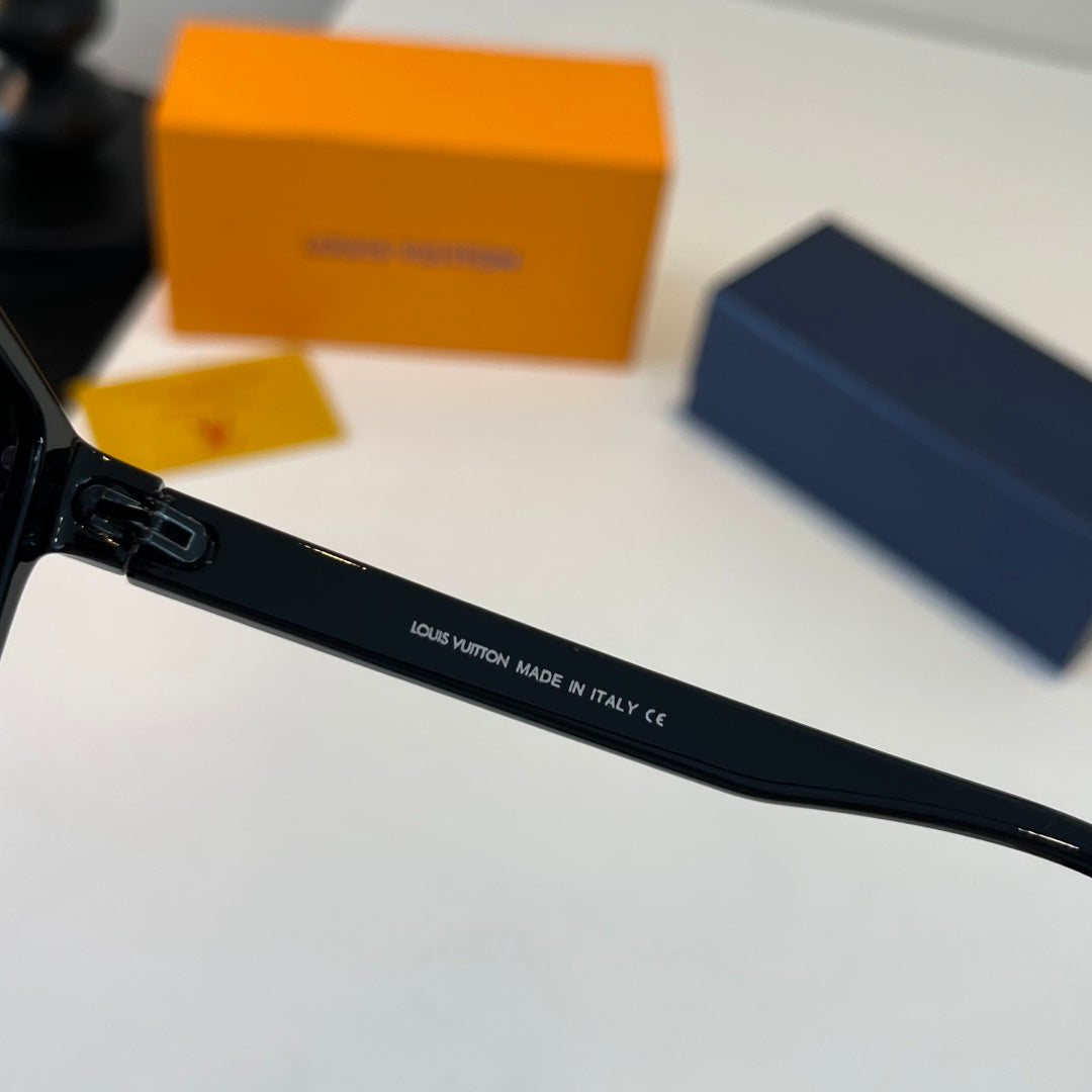 Louis Vuitton Fashion Gray Lens Sunglasses for Men & Women - 431122 - detail image 10