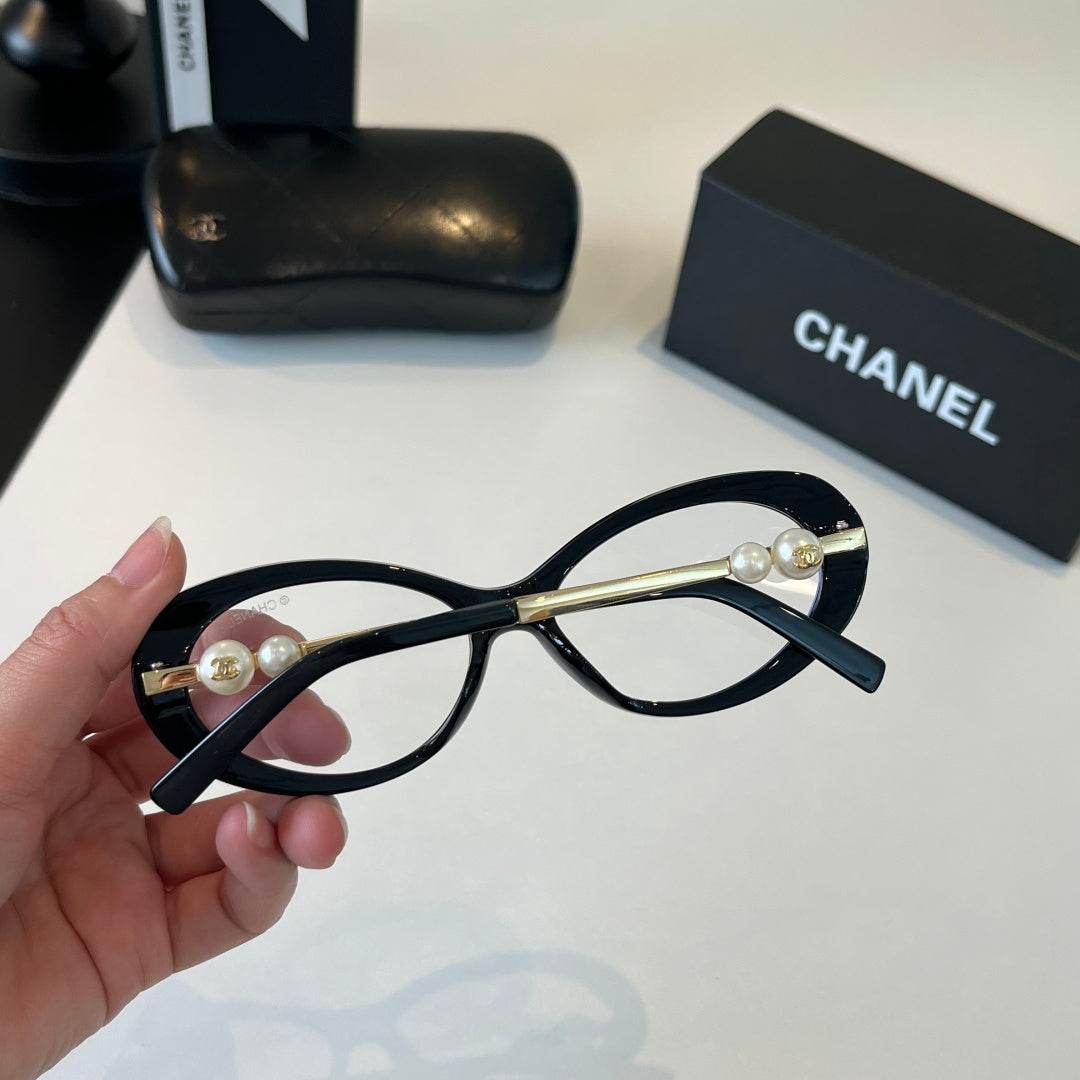 Chanel Cat-Eye Silver Lens Sunglasses for Men & Women - 371767 - detail image 8