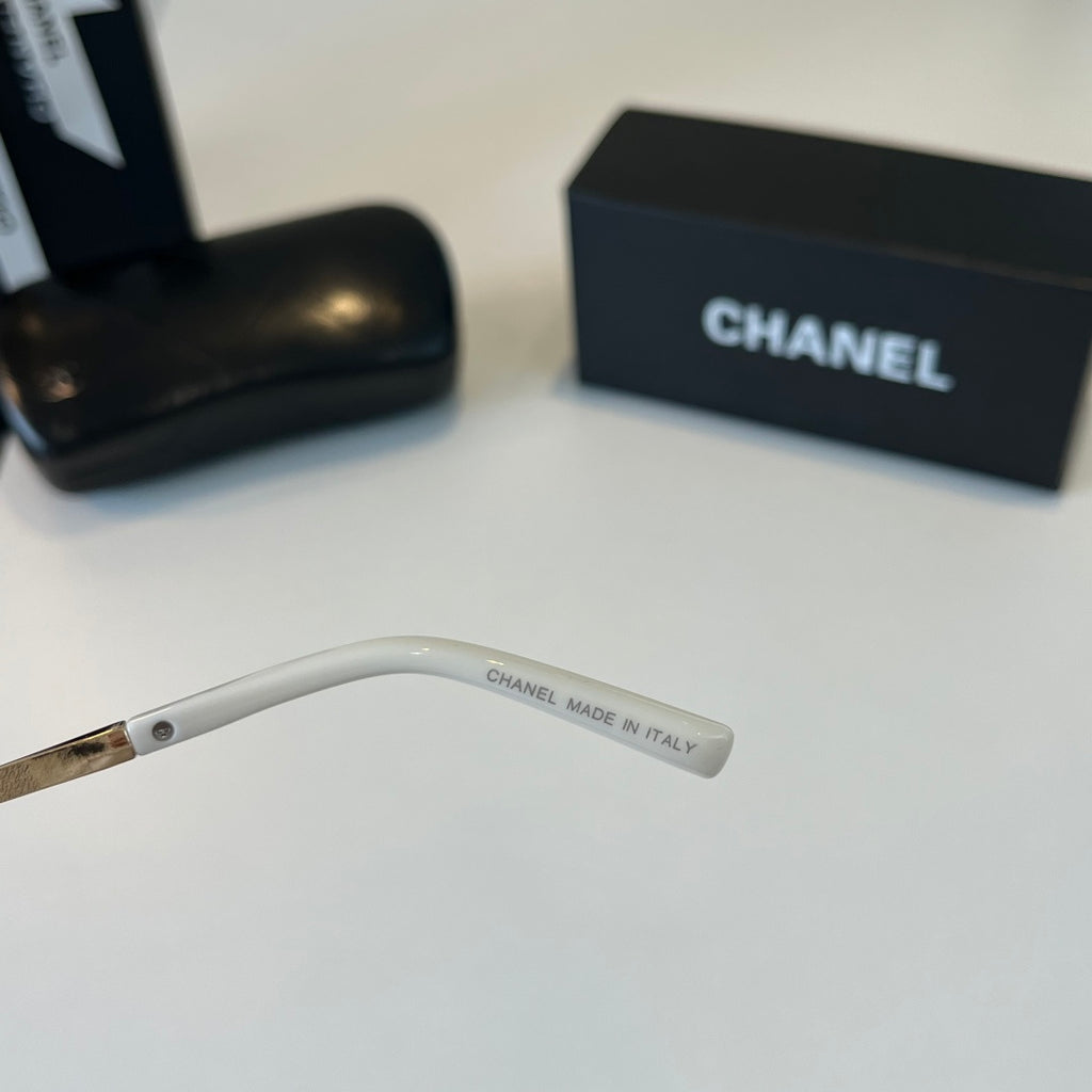 Chanel Cat-Eye Silver Lens Sunglasses for Men & Women - 371766 - detail image 10