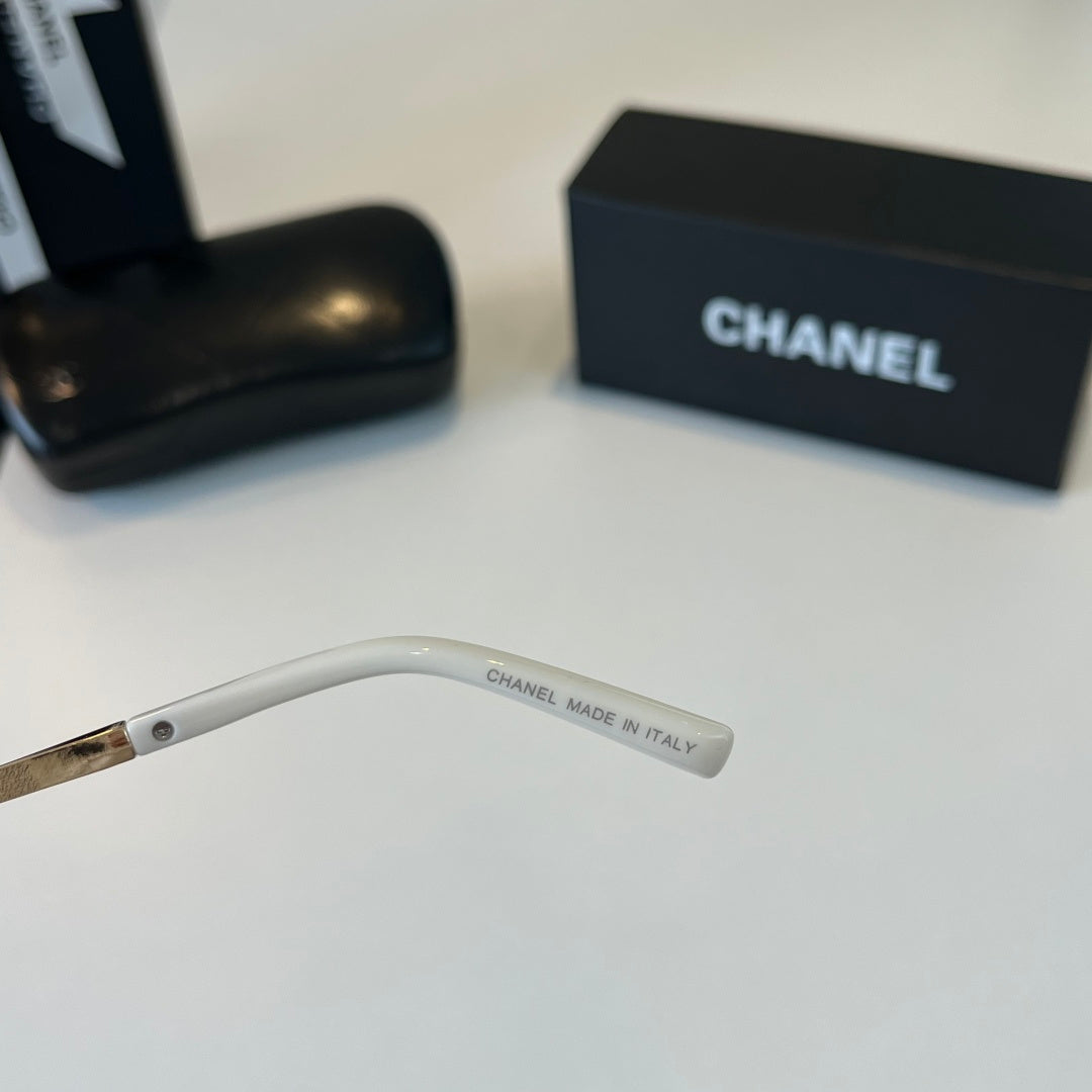Chanel Cat-Eye Silver Lens Sunglasses for Men & Women - 371766 - detail image 10