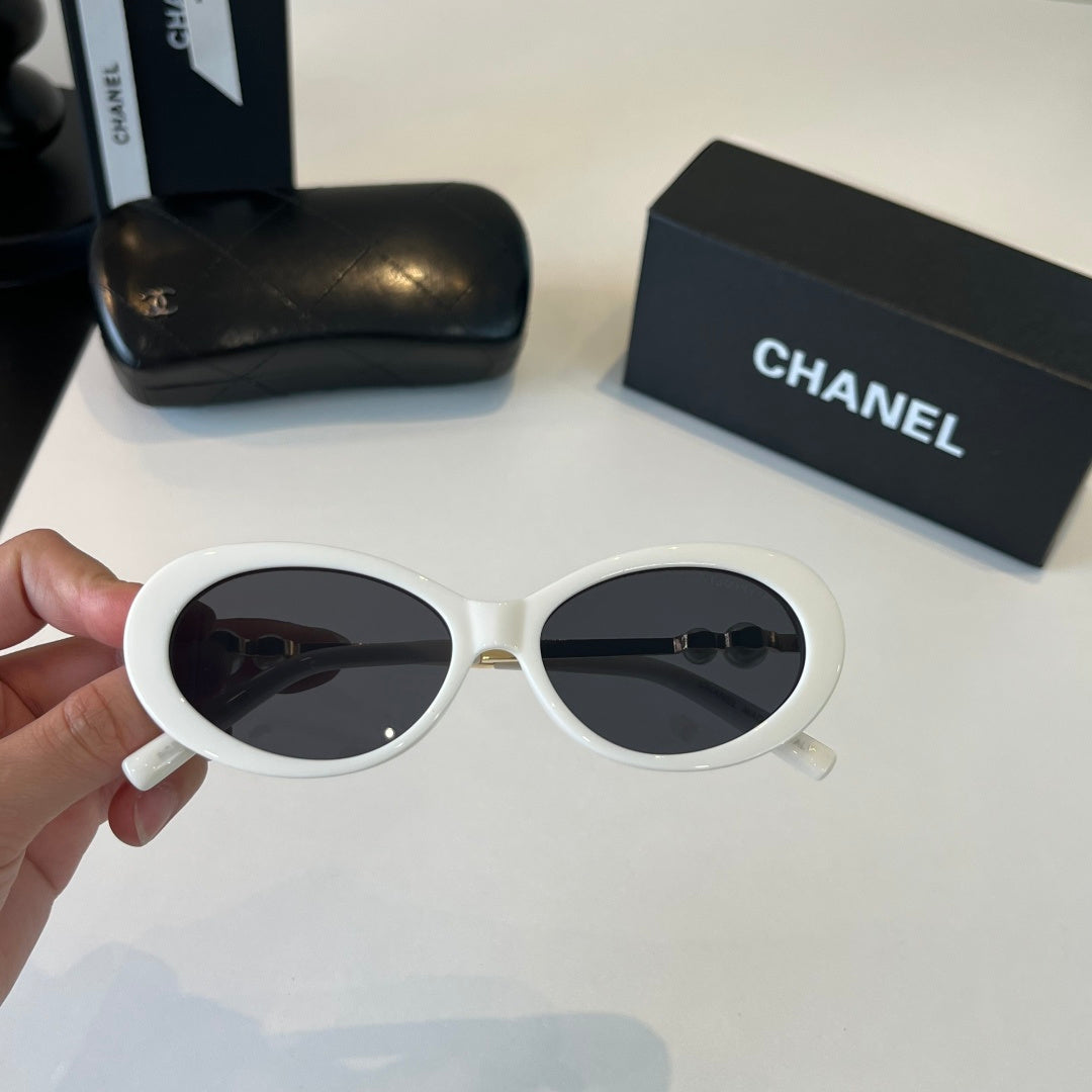 Chanel Cat-Eye Silver Lens Sunglasses for Men & Women - 371766 - detail image 5