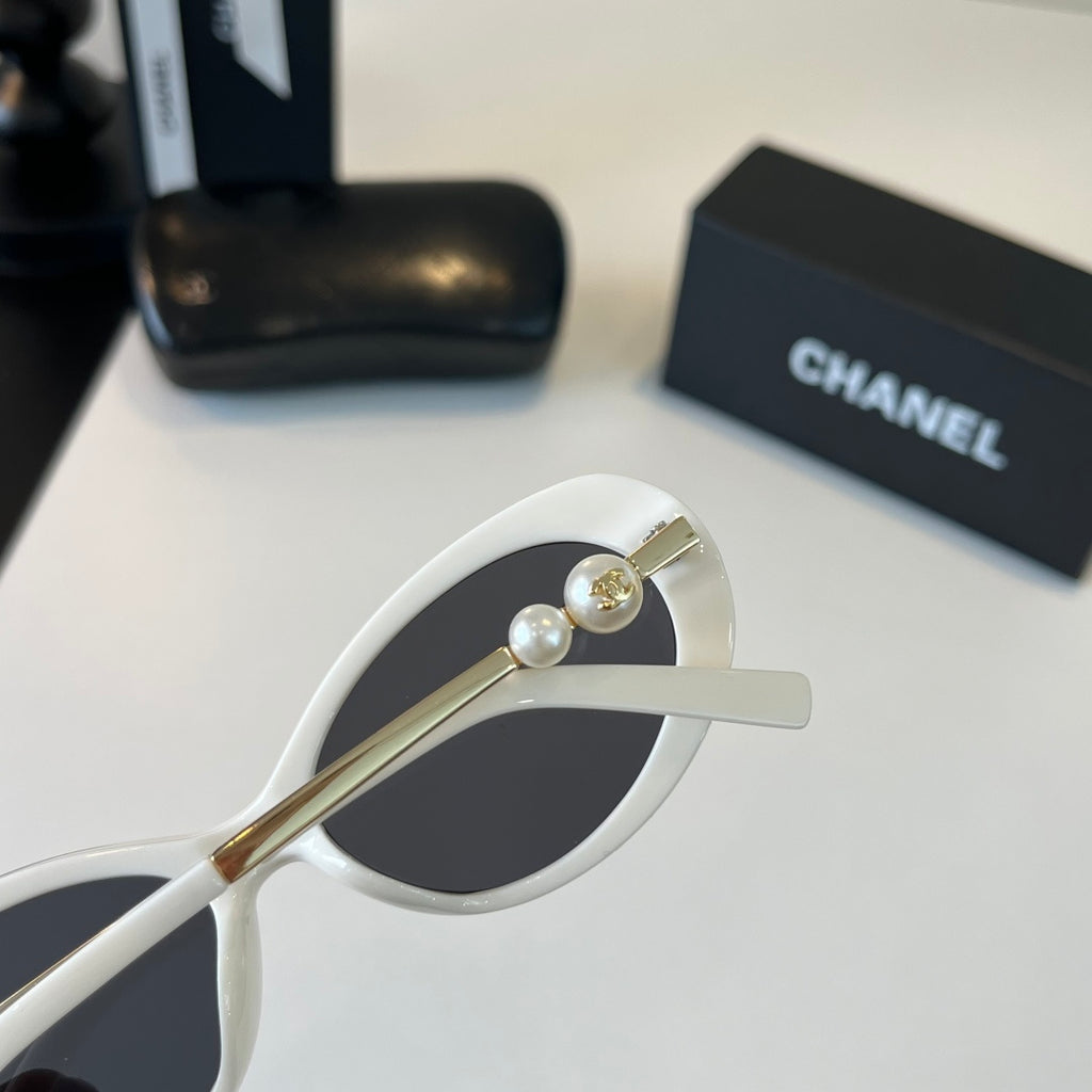 Chanel Cat-Eye Silver Lens Sunglasses for Men & Women - 371766 - detail image 7