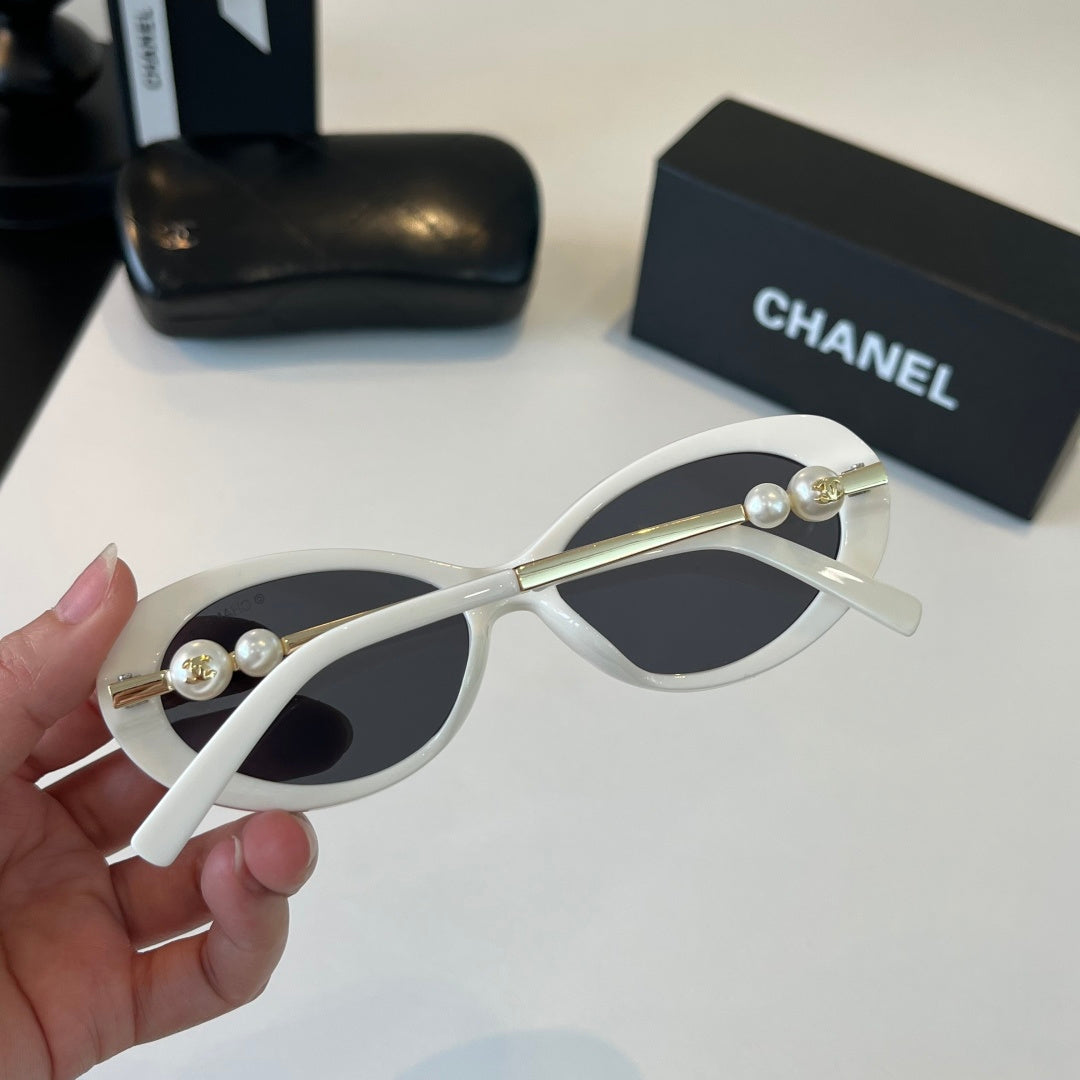Chanel Cat-Eye Silver Lens Sunglasses for Men & Women - 371766 - detail image 8