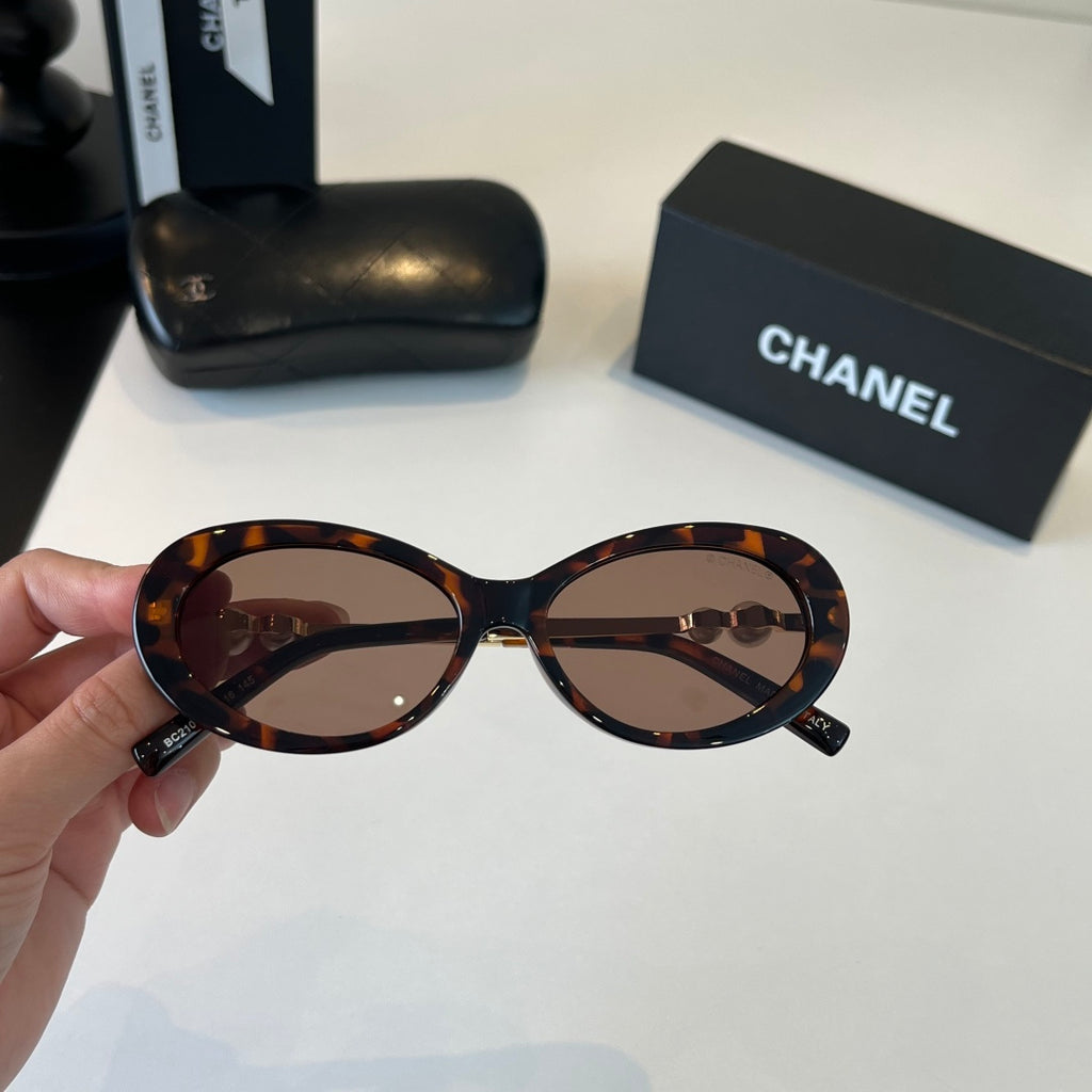 Chanel Cat-Eye Brown Lens Sunglasses for Men & Women - 371768 - detail image 5