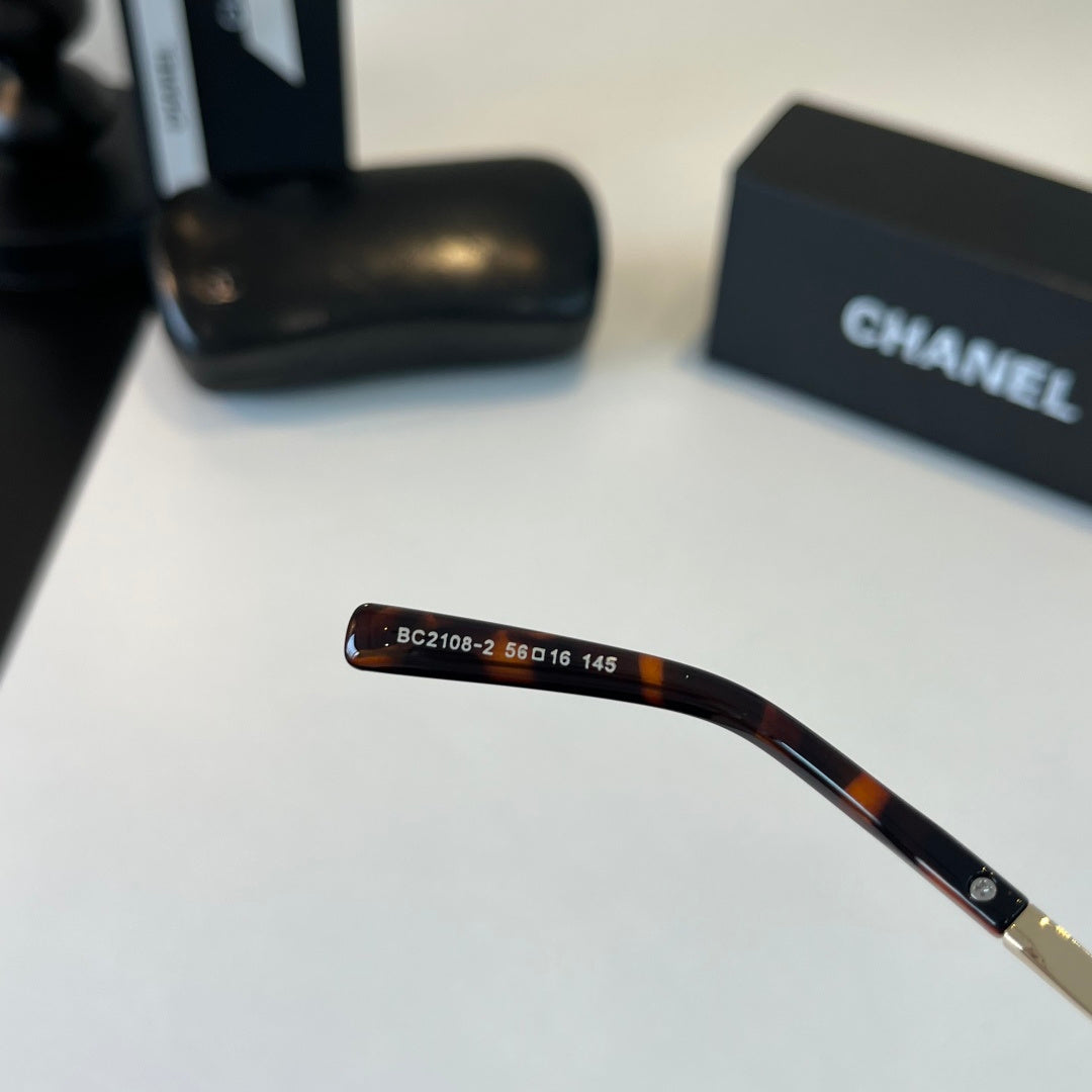 Chanel Cat-Eye Silver Lens Sunglasses for Men & Women - 371769 - detail image 8