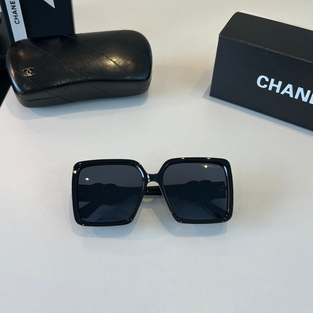 Chanel Fashion Black Lens Sunglasses for Men & Women - 371771 - detail image 5