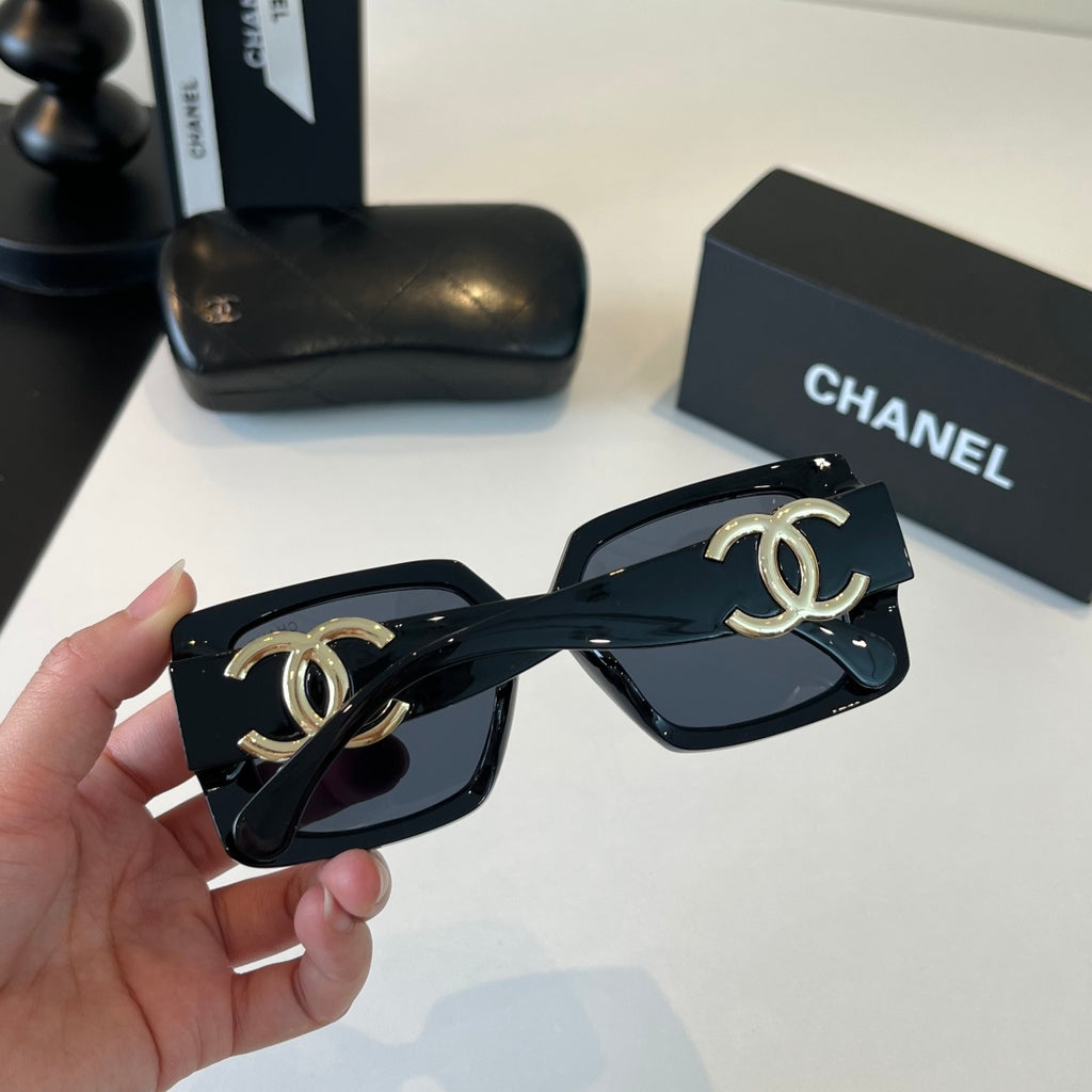 Chanel Fashion Black Lens Sunglasses for Men & Women - 371772 - detail image 7