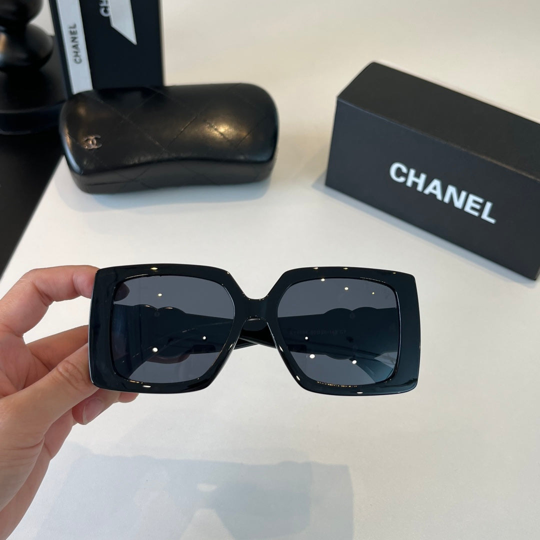 Chanel Fashion Black Lens Sunglasses for Men & Women - 371772 - detail image 5
