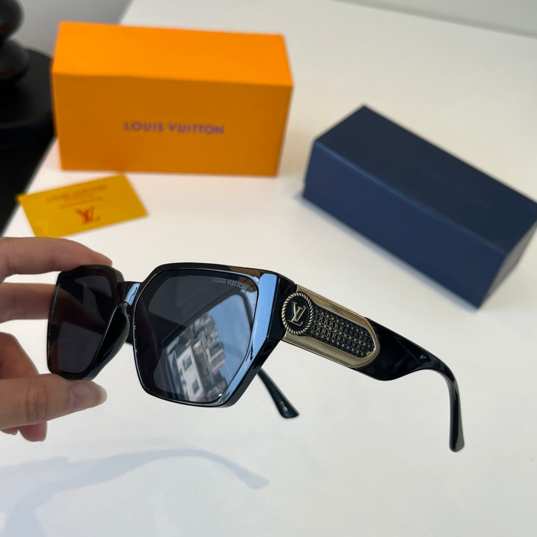 Louis Vuitton Fashion Black Lens Sunglasses for Men & Women - 431125 - detail image 4