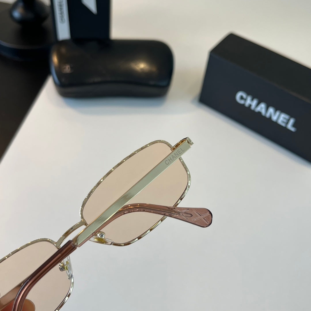 Chanel Metal Fashion Silver Lens Sunglasses for Men & Women - 371780 - detail image 7