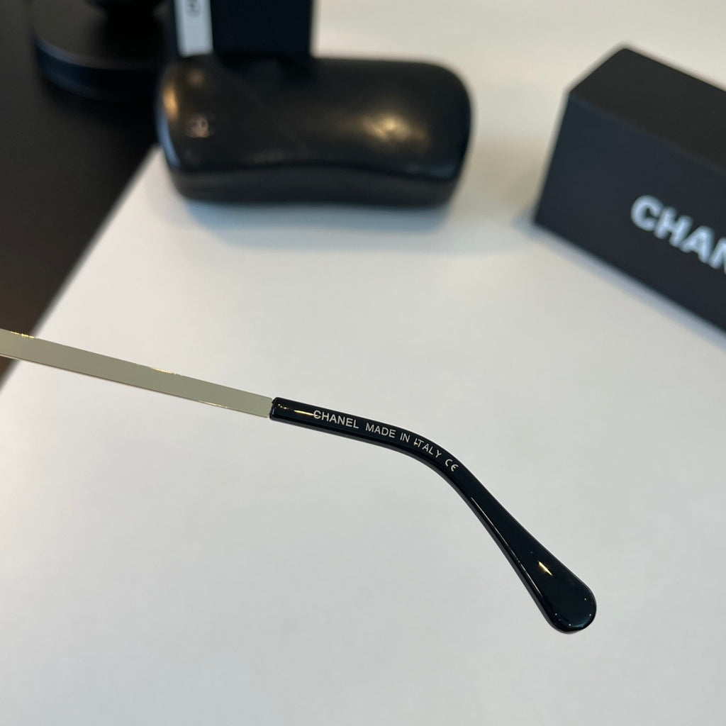 Chanel Metal Fashion Silver Lens Sunglasses for Men & Women - 371781 - detail image 10