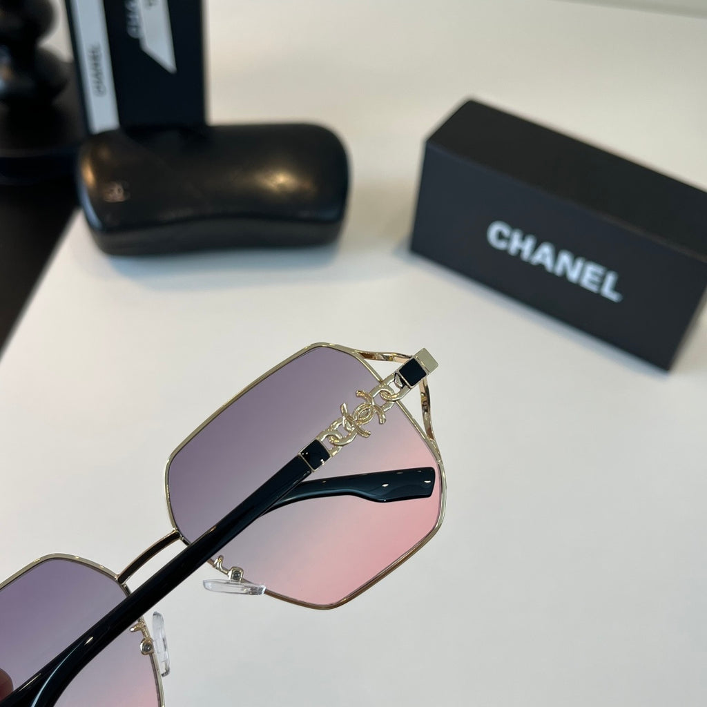 Chanel Metal Fashion Silver Lens Sunglasses for Women - 371775 - detail image 5