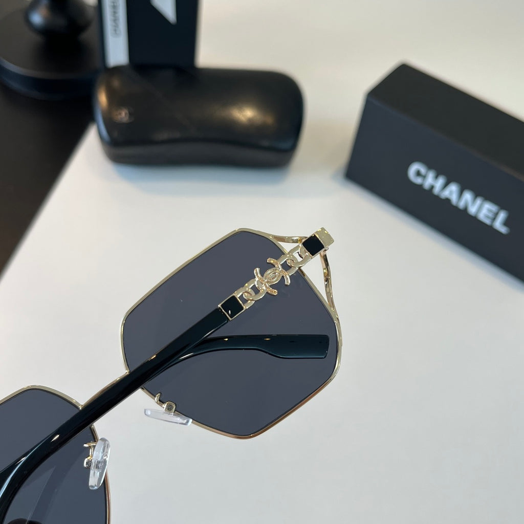 Chanel Metal Fashion Silver Lens Sunglasses for Women - 371776 - detail image 7