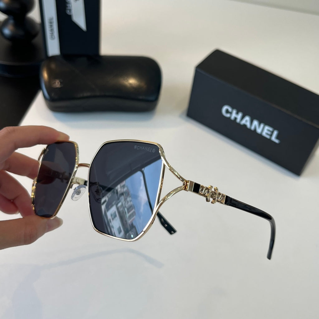 Chanel Metal Fashion Silver Lens Sunglasses for Women - 371776 - detail image 9