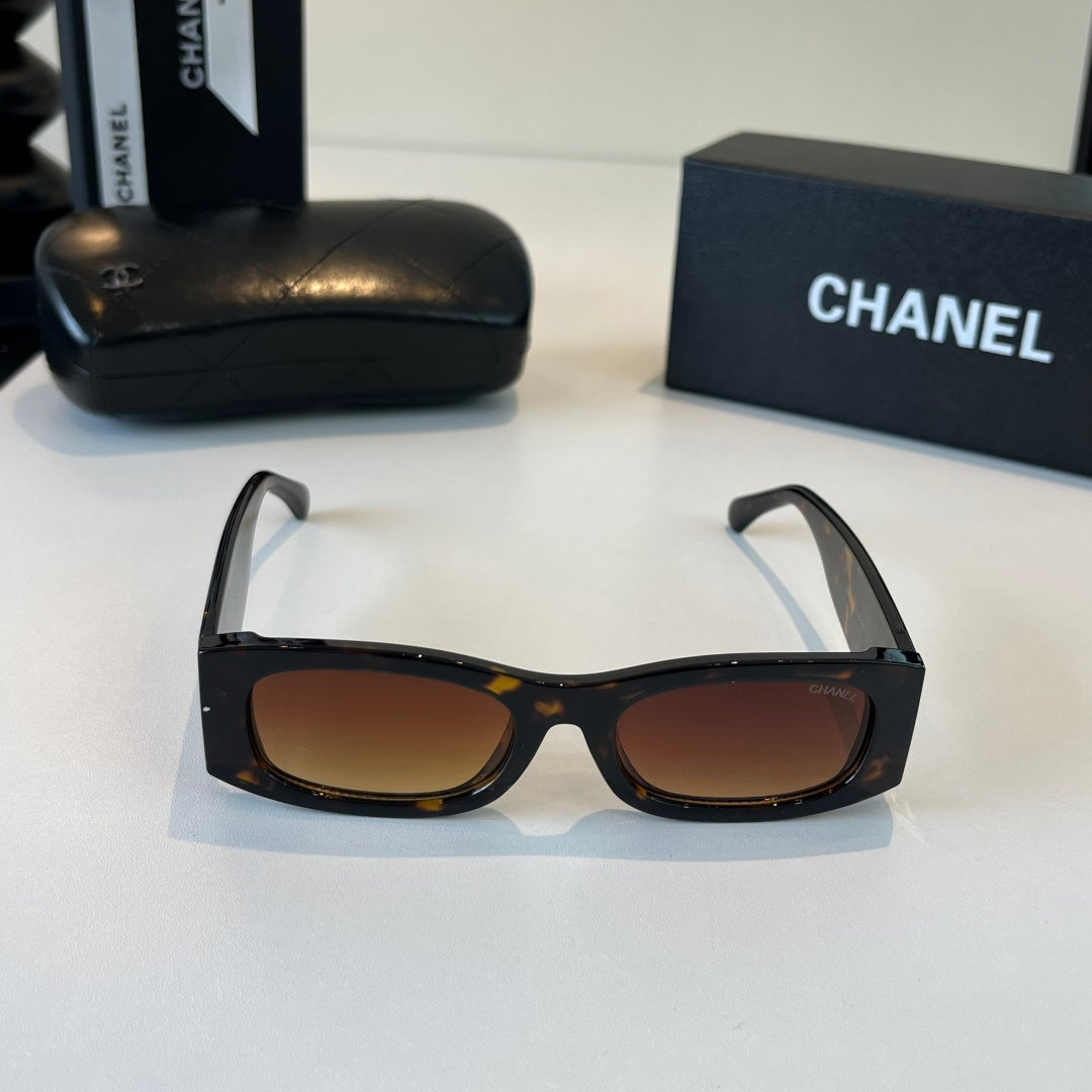 Chanel Fashion Black Lens Sunglasses for Men & Women - 382259 - detail image 2