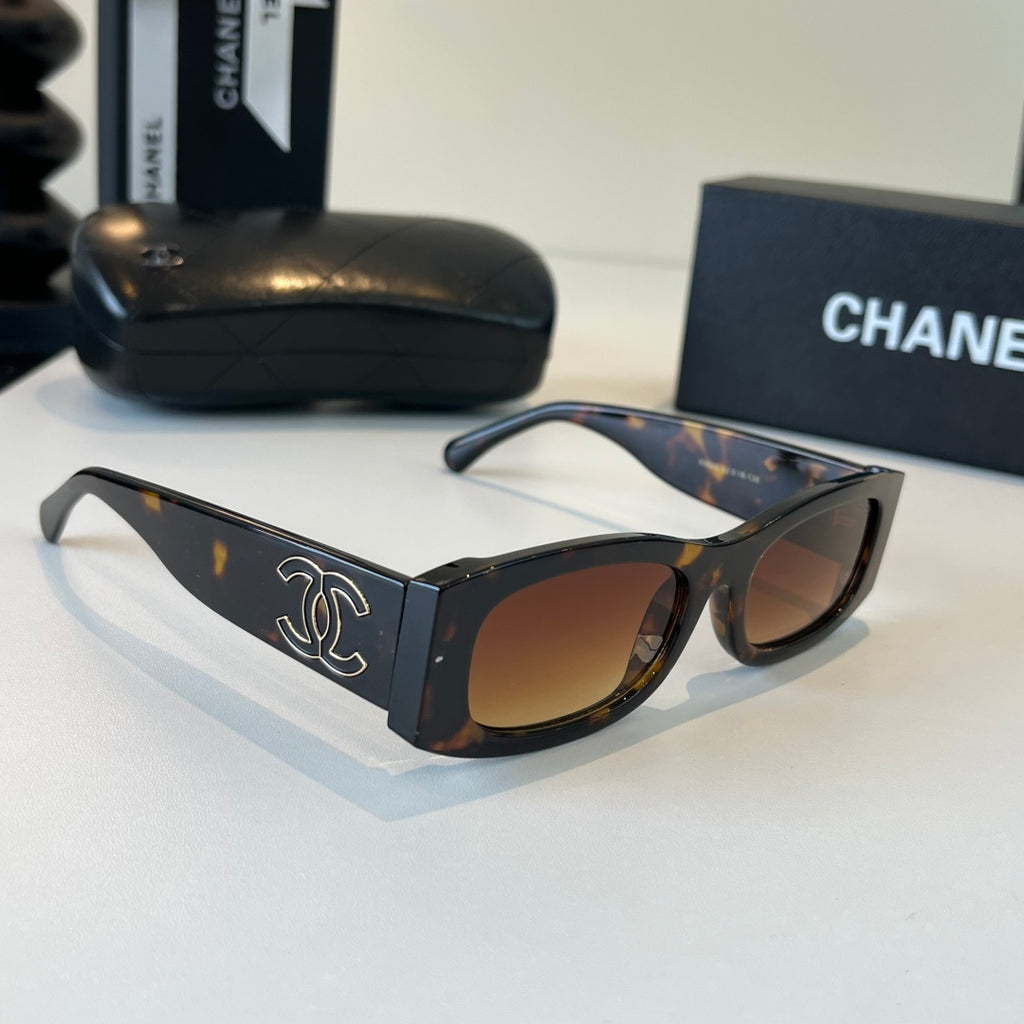 Chanel Fashion Black Lens Sunglasses for Men & Women - 415328