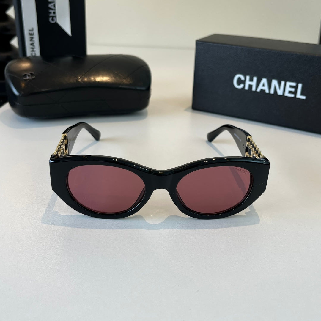 Chanel Fashion Red Lens Sunglasses for Men & Women - 465203 - detail image 2