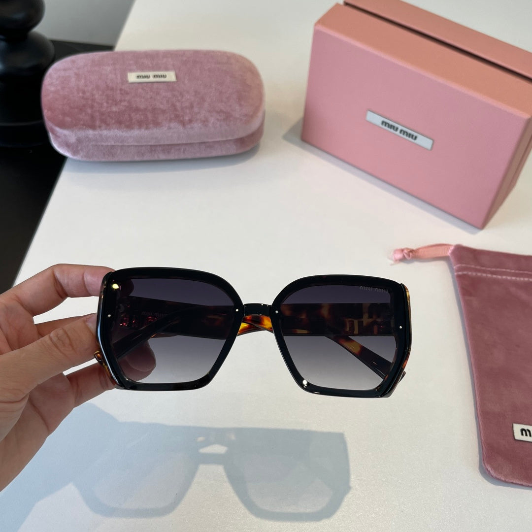 Miu Miu Fashion Black Lens Sunglasses for Men & Women - 466109 - detail image 4