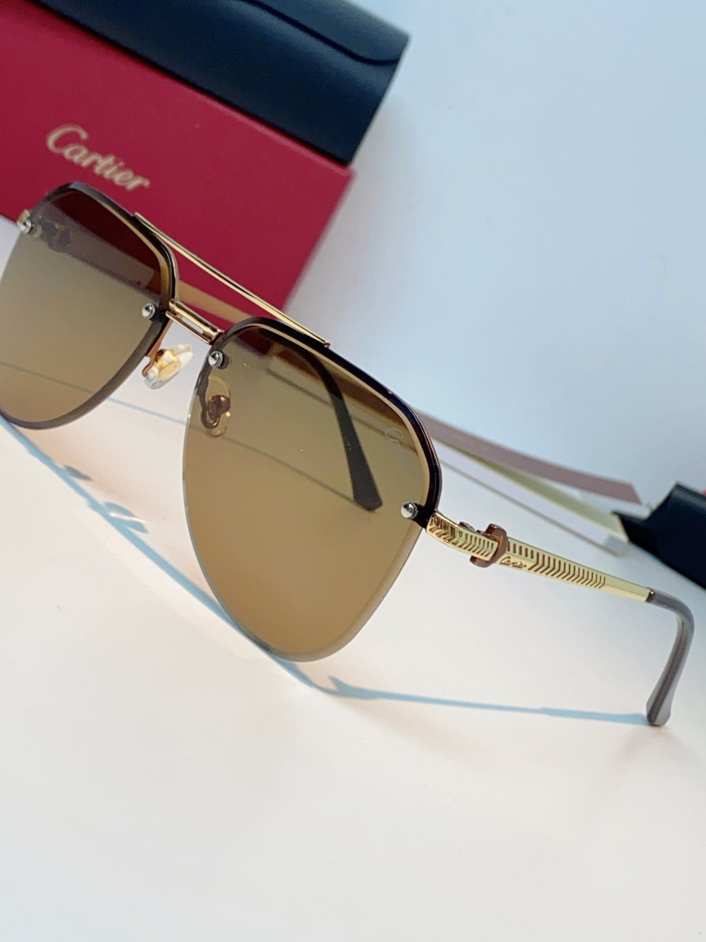 Cartier Lightweight Rimless Brown Lens Sunglasses for Men & Women - 372271 - detail image 7
