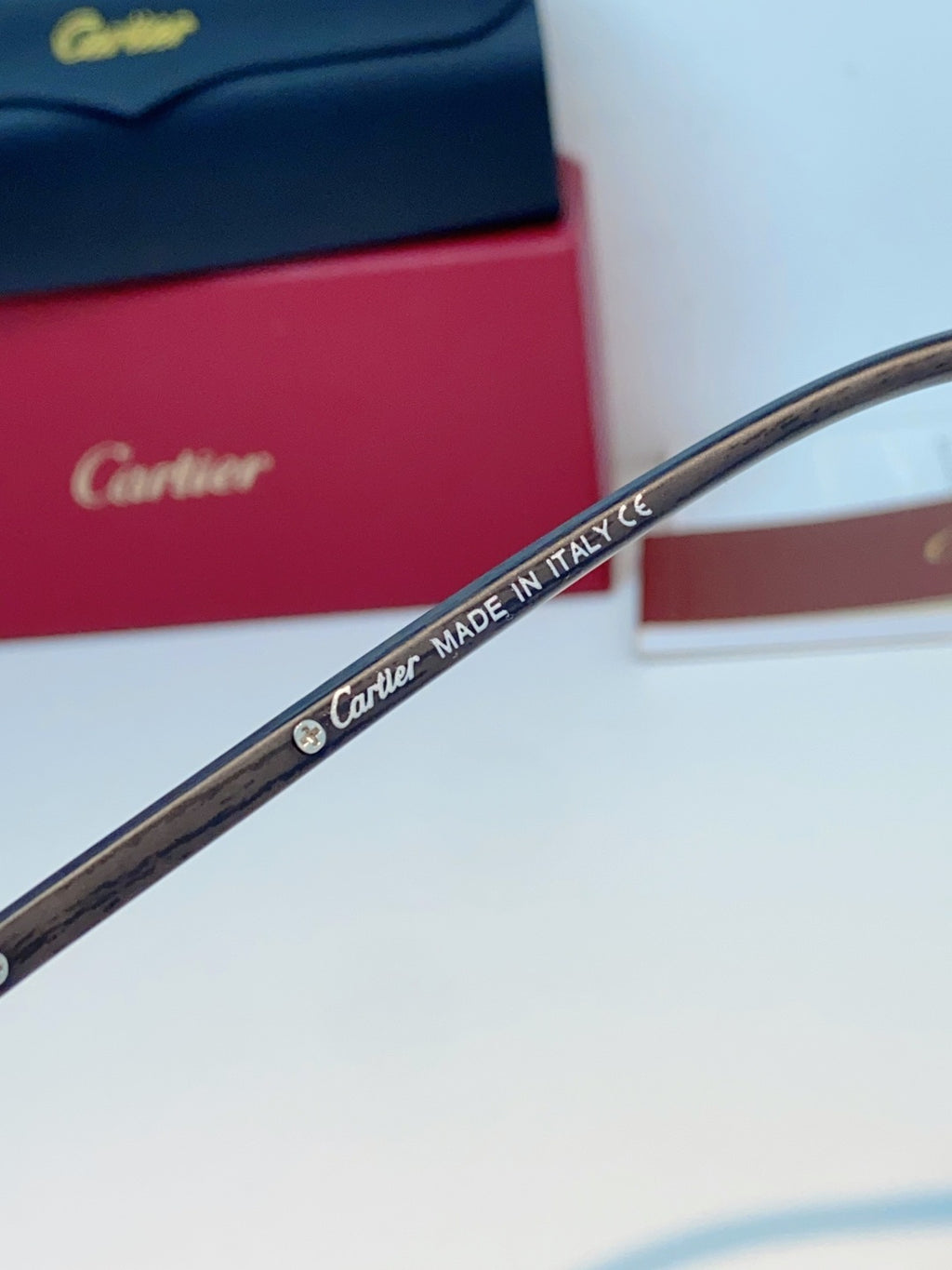 Cartier Lightweight Metal Rimless Gold Lens Sunglasses for Men & Wome - 358512 - detail image 9