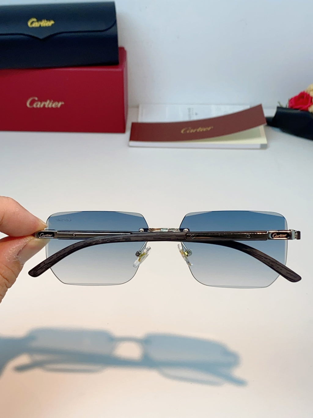 Cartier Lightweight Metal Rimless Silver Lens Sunglasses for Men & Wo - 358513 - detail image 5