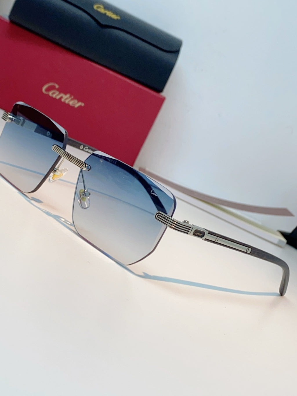 Cartier Lightweight Metal Rimless Silver Lens Sunglasses for Men & Wo - 358513 - detail image 6