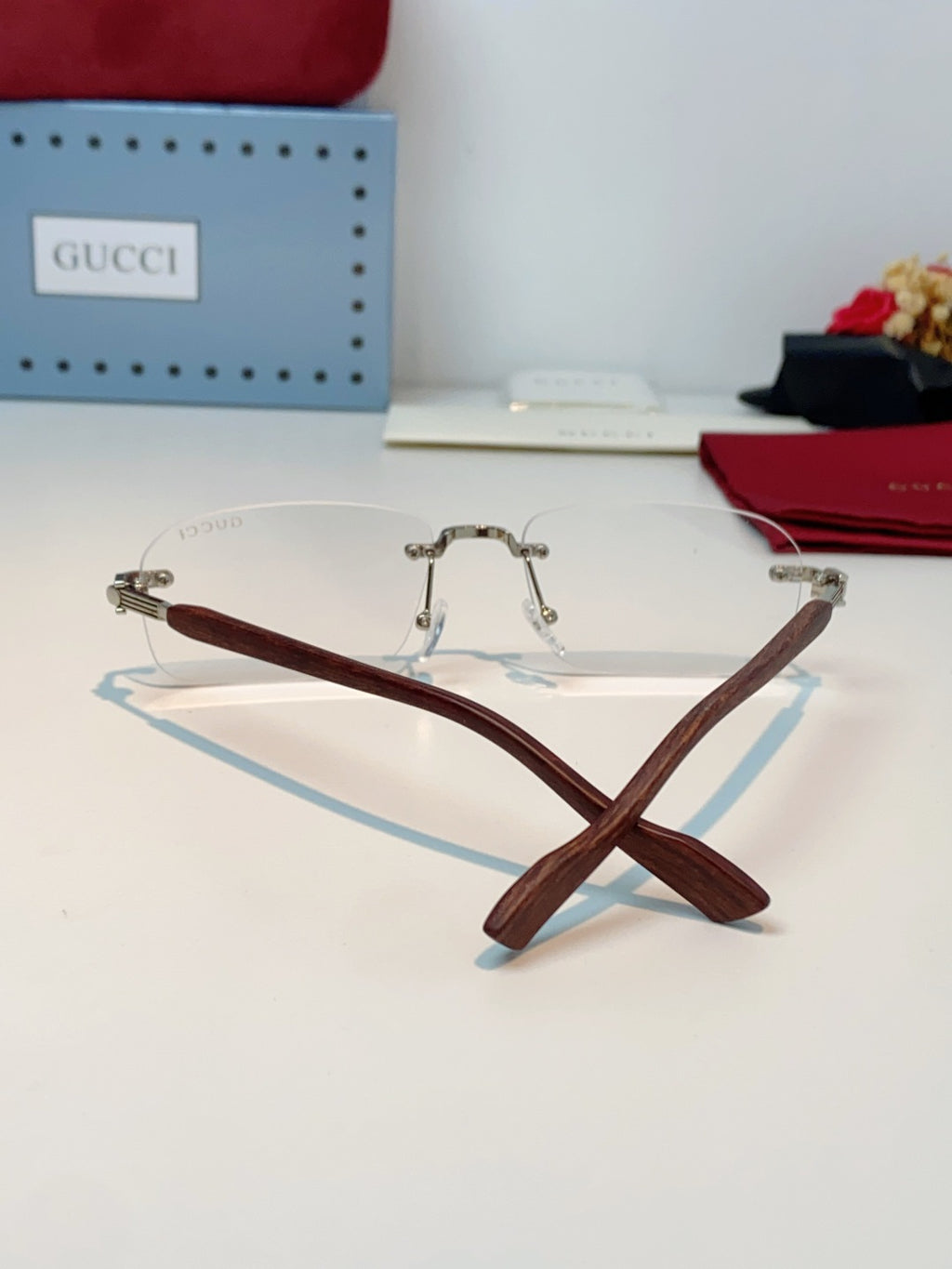 Gucci Lightweight Metal Rimless Silver Lens Sunglasses for Men & Women - detail image 3