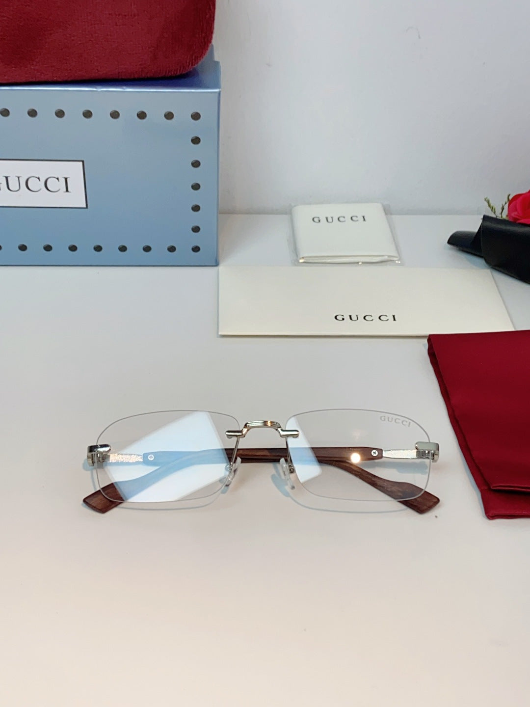 Gucci Lightweight Metal Rimless Silver Lens Sunglasses for Men & Women - detail image 10