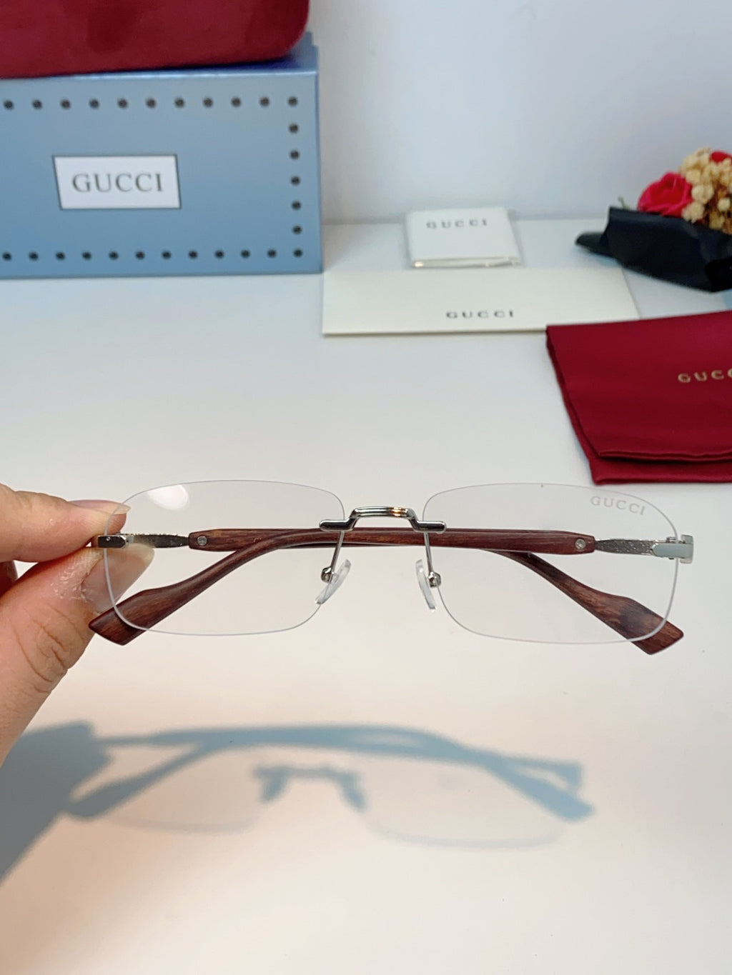 Gucci Lightweight Metal Rimless Silver Lens Sunglasses for Men & Women - detail image 4