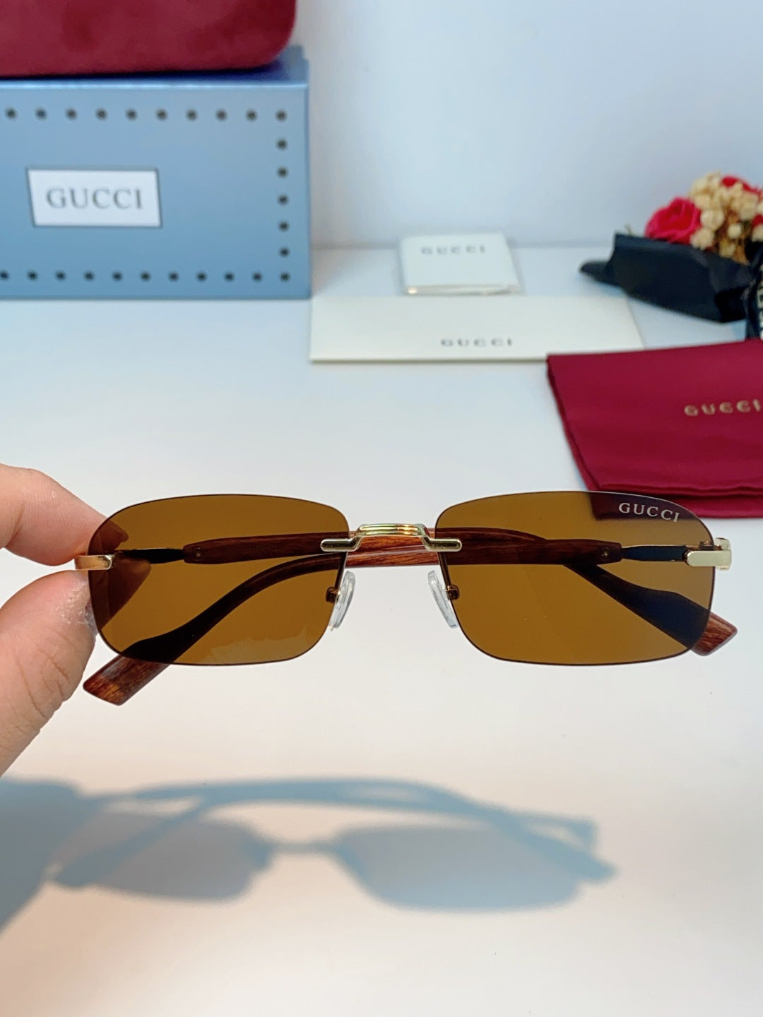 Gucci Lightweight Metal Rimless Brown Lens Sunglasses for Men & Women - detail image 4
