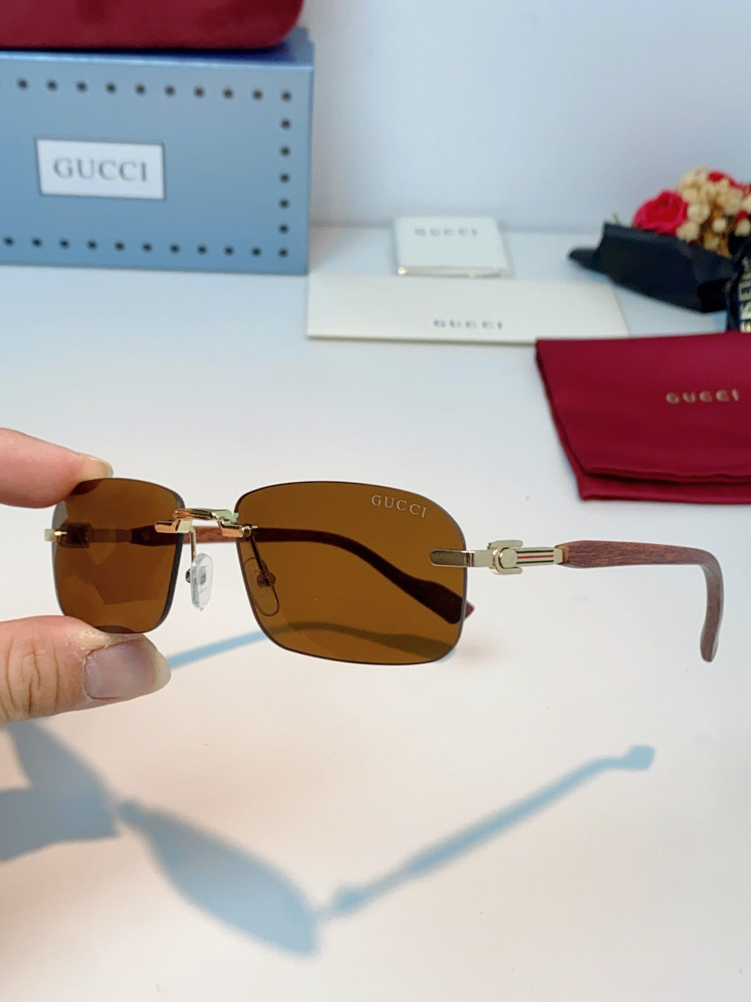 Gucci Lightweight Metal Rimless Brown Lens Sunglasses for Men & Women - detail image 6