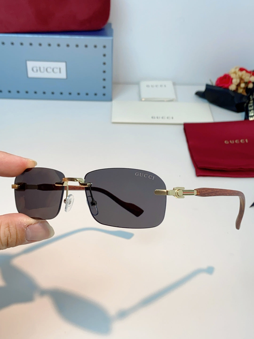 Gucci Lightweight Metal Rimless Black Lens Sunglasses for Men & Women - detail image 6