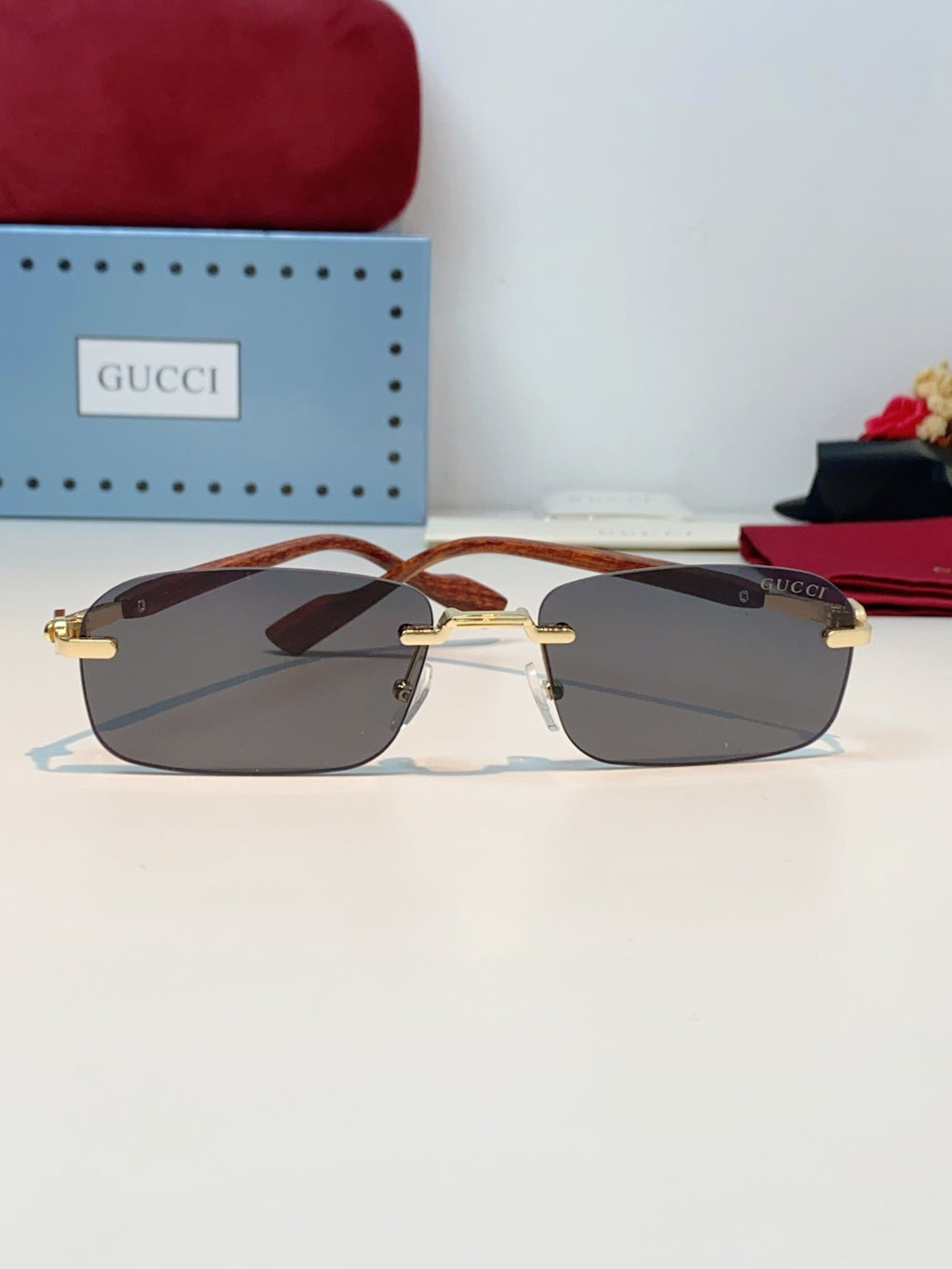 Gucci Lightweight Metal Rimless Black Lens Sunglasses for Men & Women - detail image 2