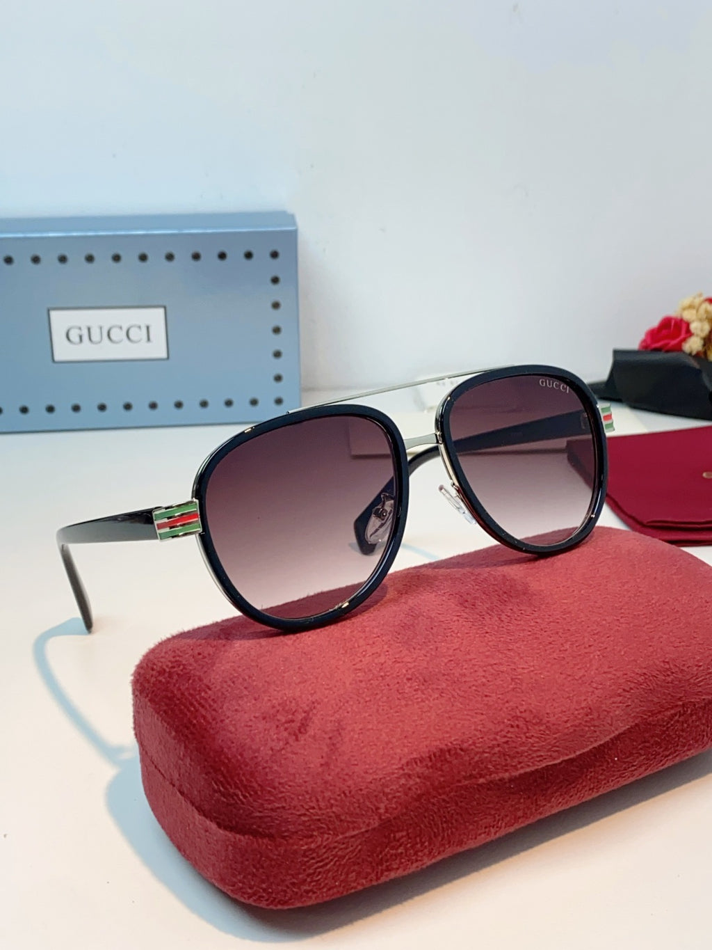 Gucci Aviator Red Lens Sunglasses for Men & Women - detail image 11