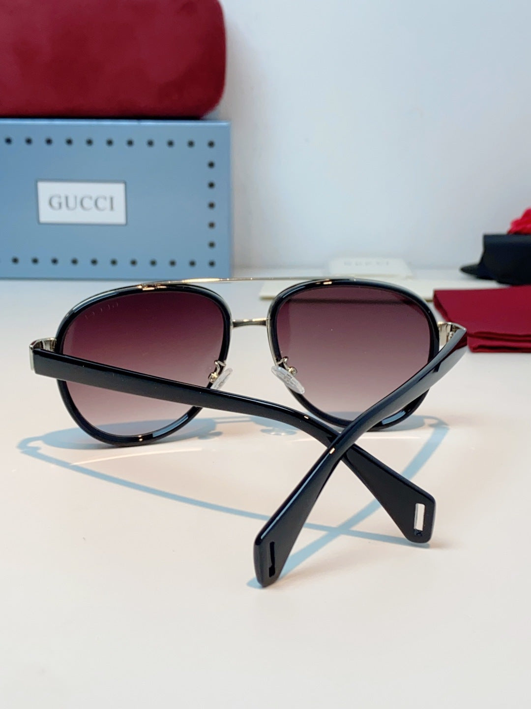 Gucci Aviator Red Lens Sunglasses for Men & Women - detail image 3