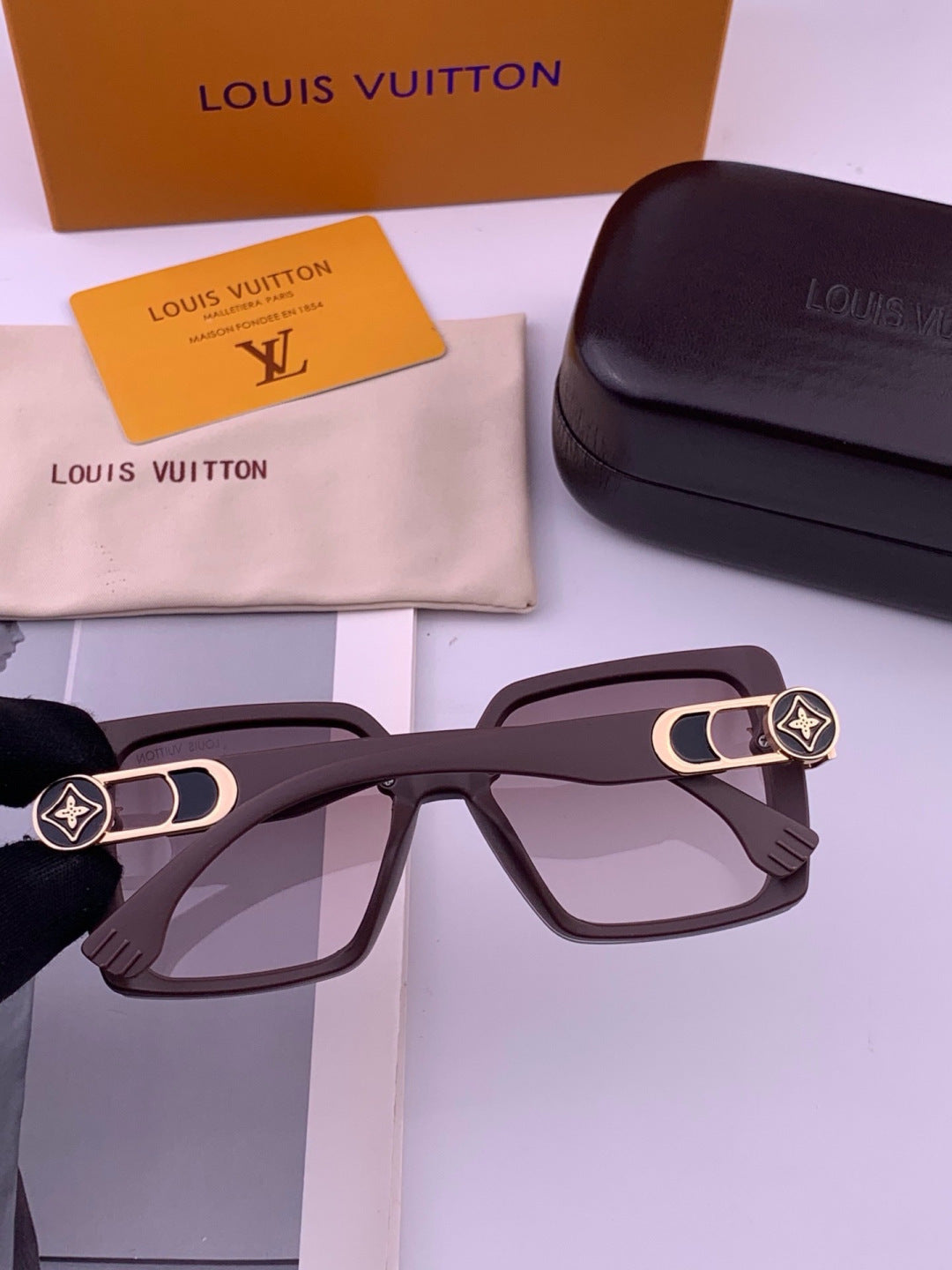 Louis Vuitton L5304 Polarized Square Brown Lens Sunglasses for Men & - 357688 - detail image 5