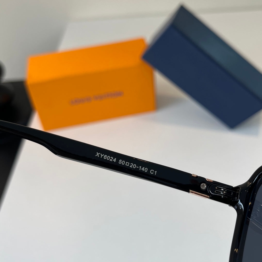 Louis Vuitton Fashion Black Lens Sunglasses for Men & Women - 381897 - detail image 9