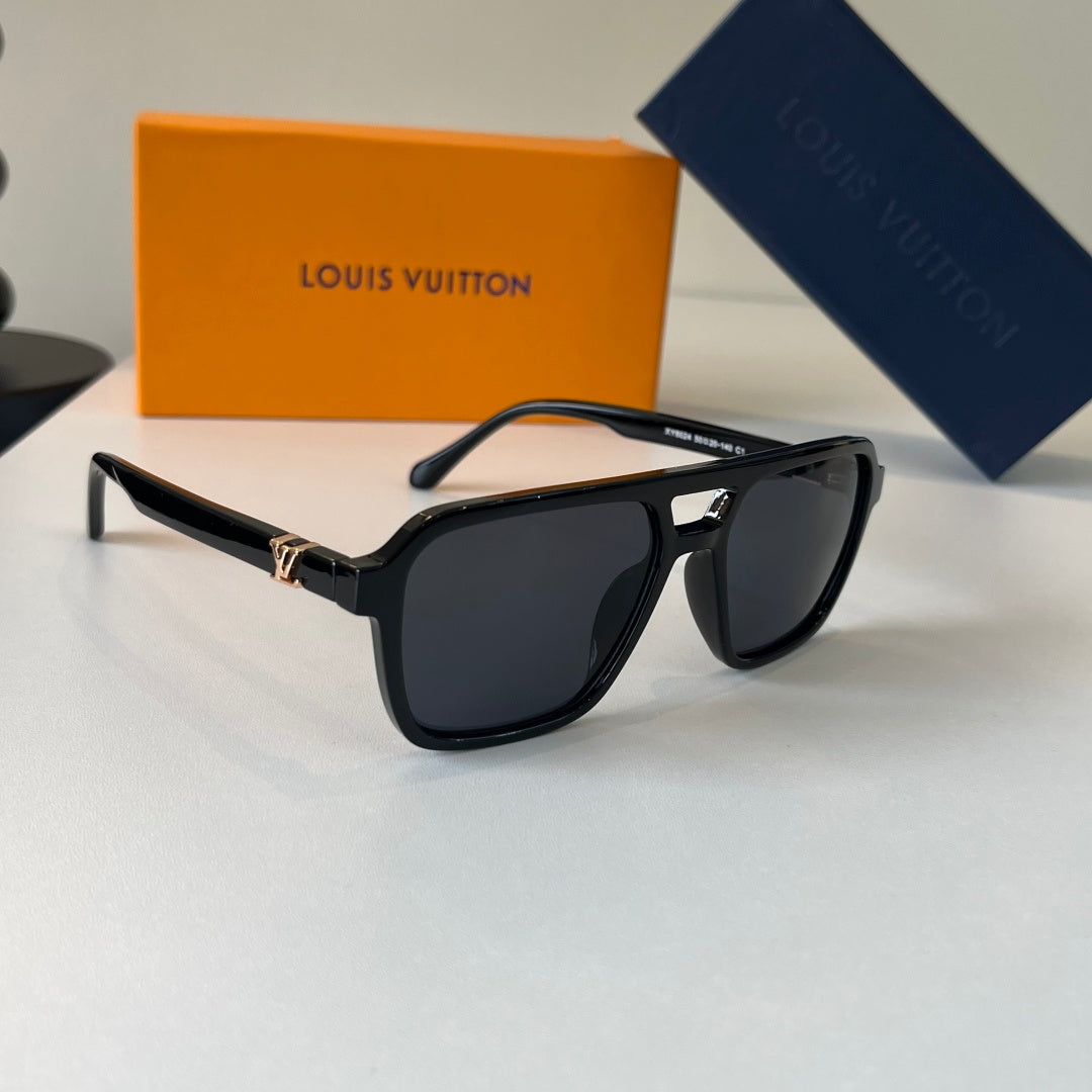 Louis Vuitton Fashion Black Lens Sunglasses for Men & Women - 381897